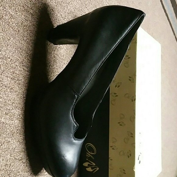 Heels - Picture 4 of 4